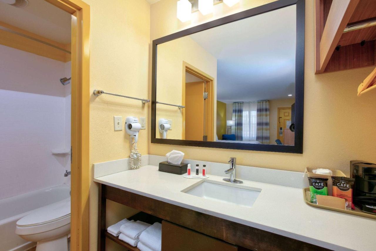 Days Inn By Wyndham Batesville Zewnętrze zdjęcie